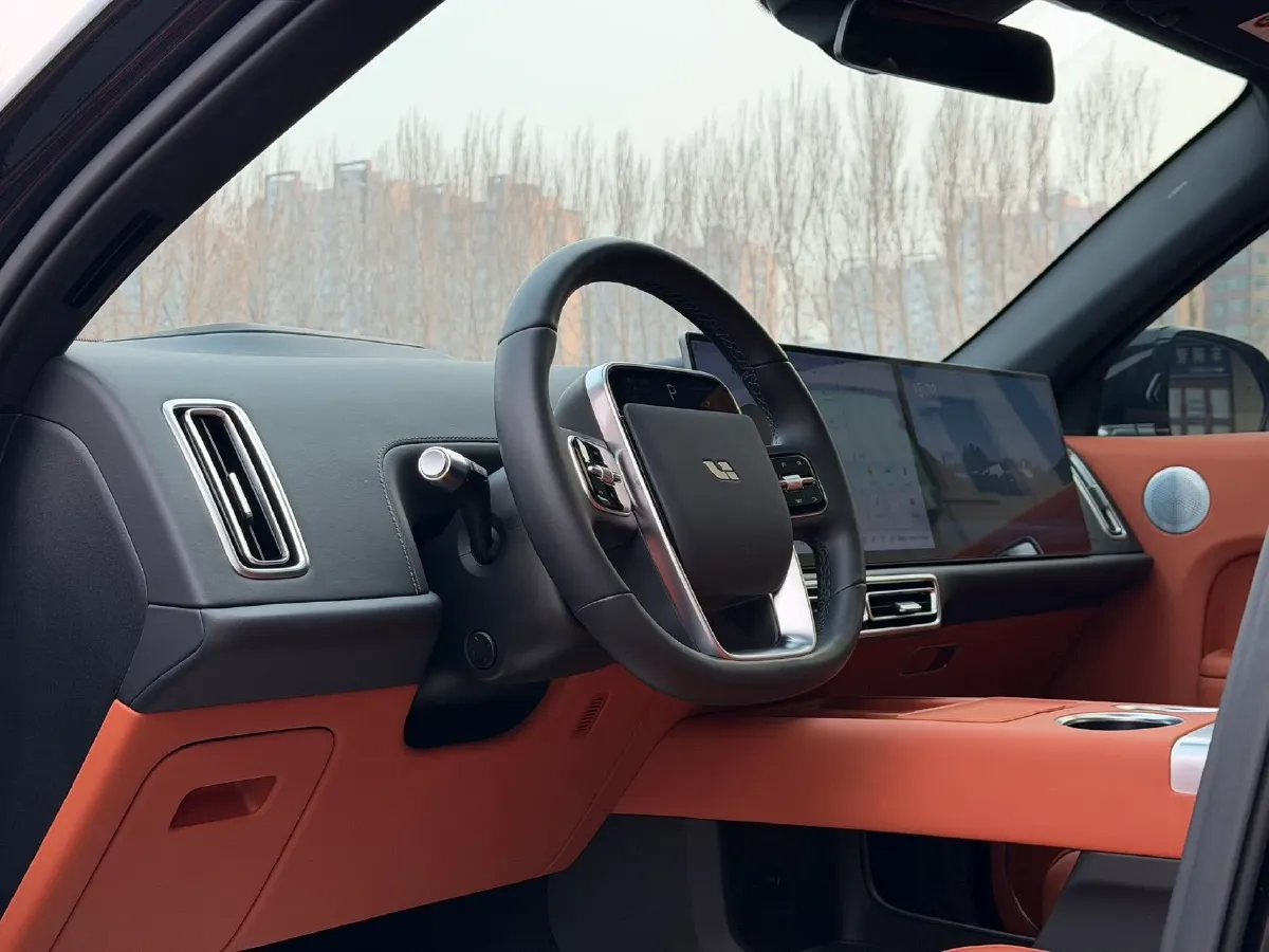 2024 Li L8 Range Extended 154HP REEV 42.8KWH,autocango,china used car exporter,china ev exporter,chinese used car exporter,chinese used ev exporter