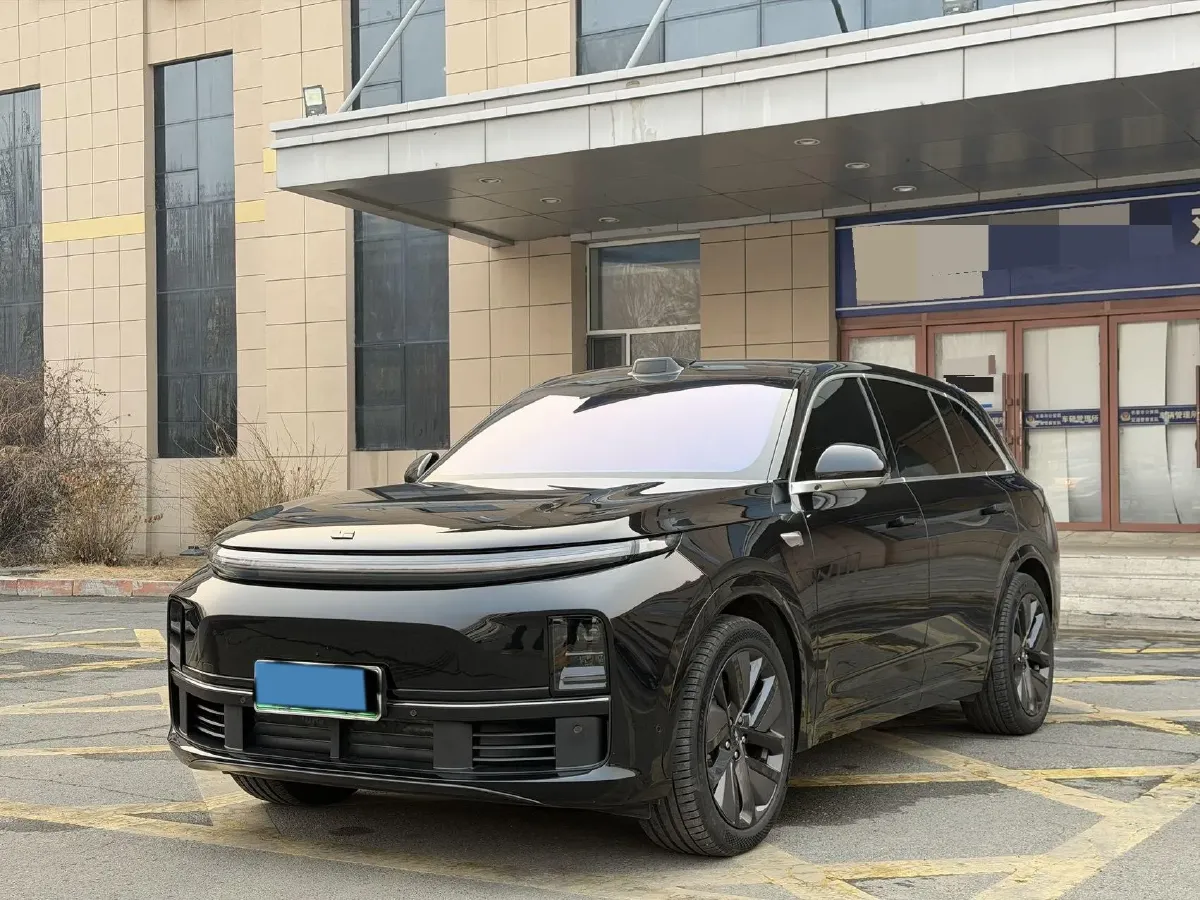 2024 Li L8 Range Extended 154HP REEV 42.8KWH,autocango,china used car exporter,china ev exporter,chinese used car exporter,chinese used ev exporter