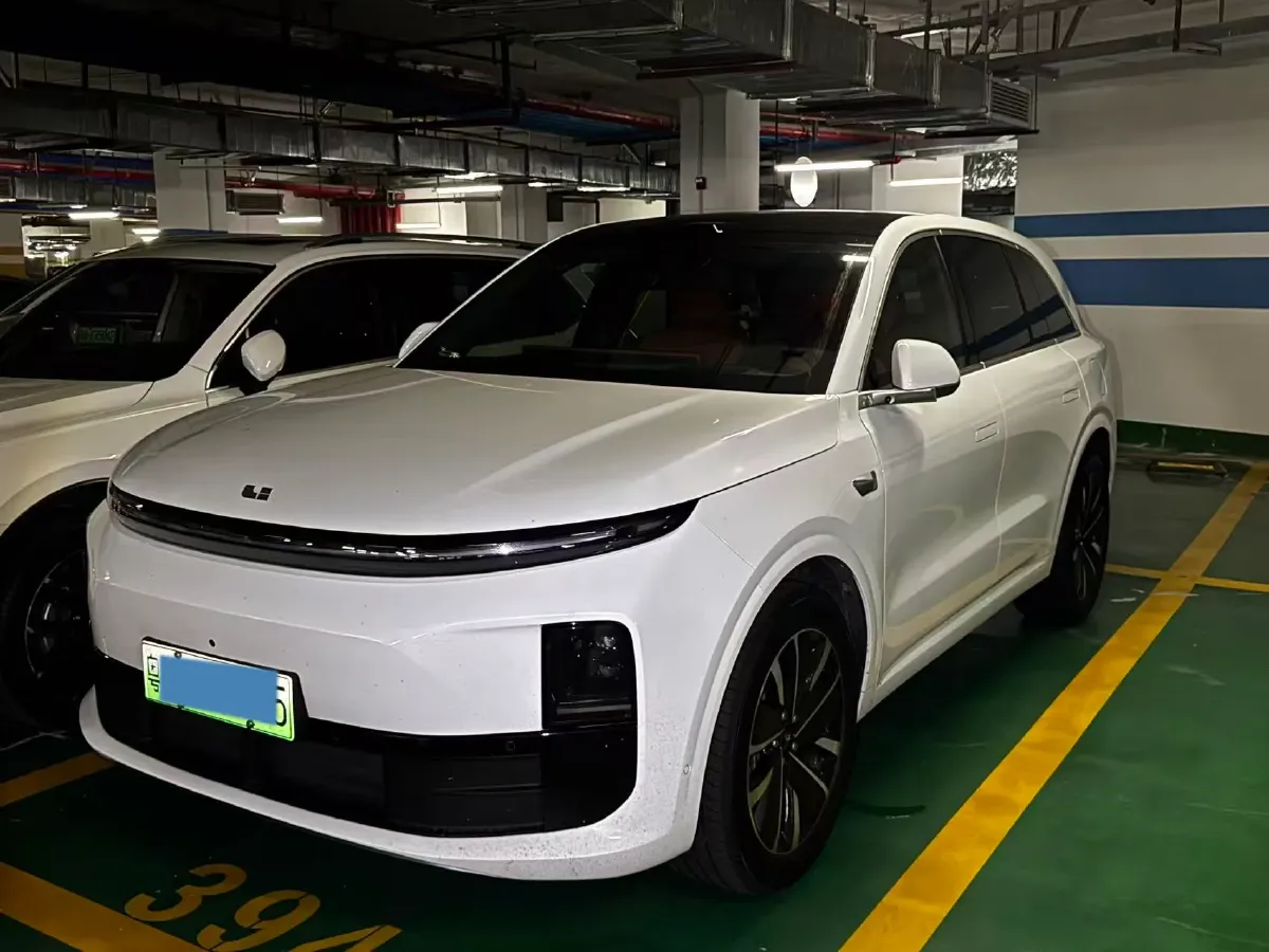 2025 Li L6 Range Extended 154HP L4 REEV,autocango,china used car exporter,china ev exporter,chinese used car exporter,chinese used ev exporter