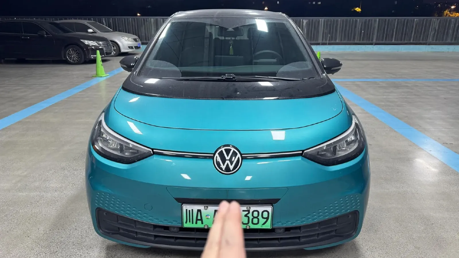 2023 Volkswagen ID.3 BEV 52.8KWH,autocango,china used car exporter,china ev exporter,chinese used car exporter,chinese used ev exporter