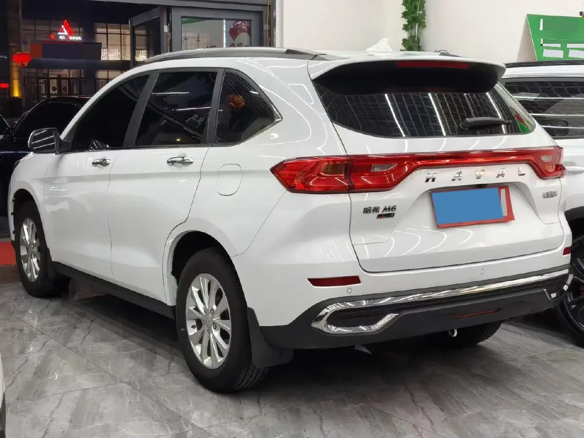 2023 Haval M6 1.5T 150HP L4 7DCT,autocango,china used car exporter,china ev exporter,chinese used car exporter,chinese used ev exporter