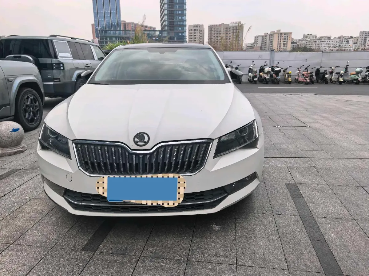 2018 Nissan Terra 2.5L 184HP L4 7AT,autocango,china used car exporter,china ev exporter,chinese used car exporter,chinese used ev exporter