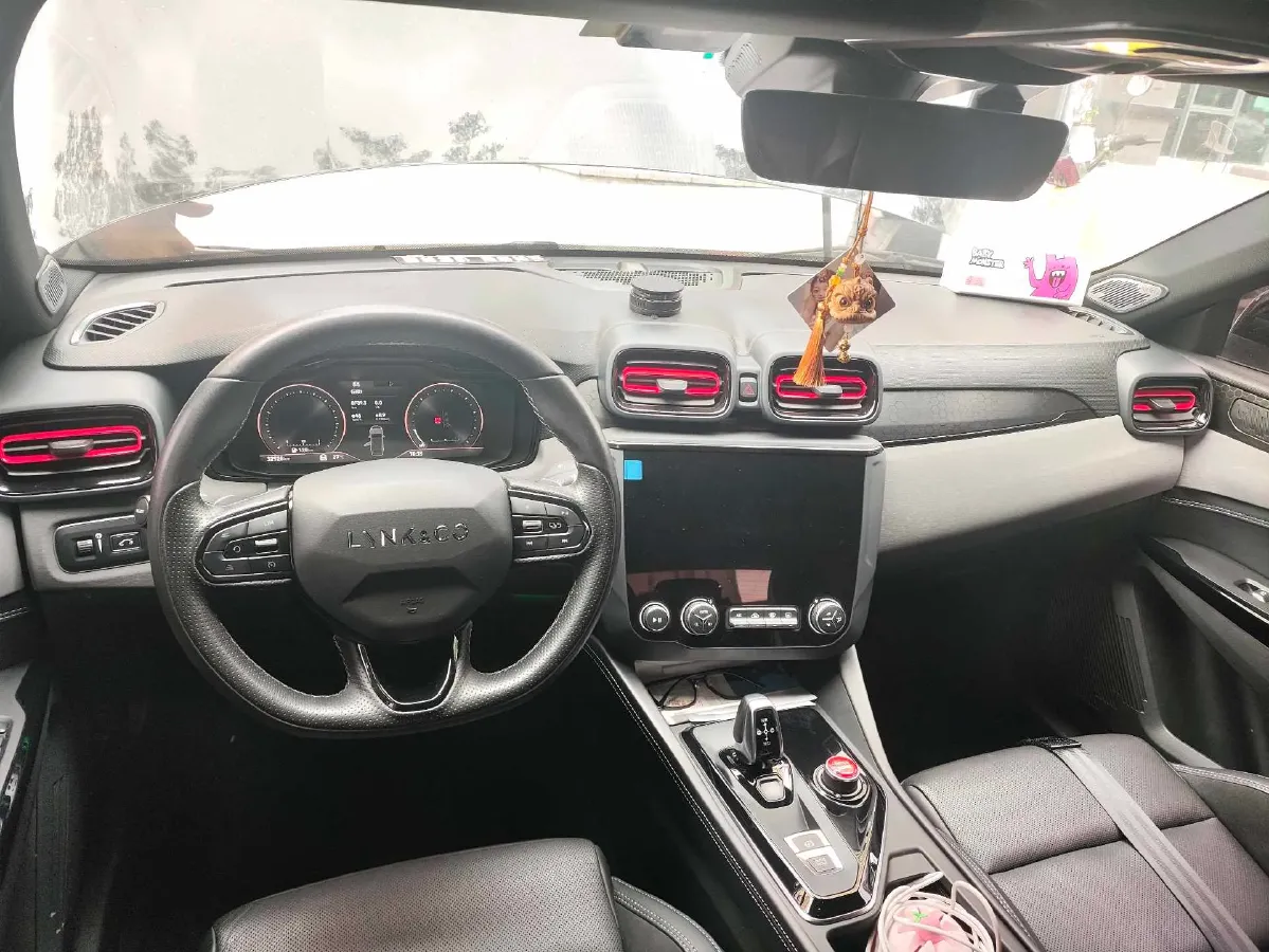 2022 LYNK&CO 03 2.0T 190HP L4 7DCT,autocango,china used car exporter,china ev exporter,chinese used car exporter,chinese used ev exporter