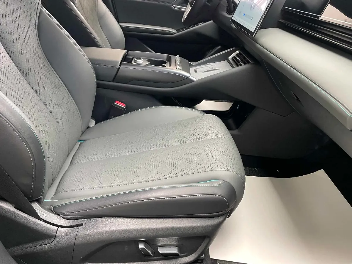 2025 BYD QinL BEV,autocango,china used car exporter,china ev exporter,chinese used car exporter,chinese used ev exporter