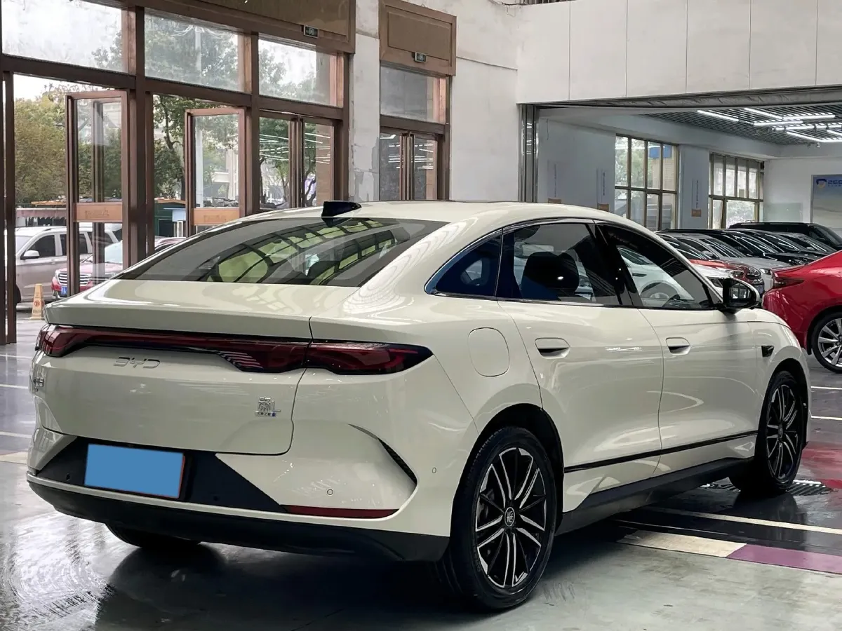 2025 BYD QinL BEV,autocango,china used car exporter,china ev exporter,chinese used car exporter,chinese used ev exporter