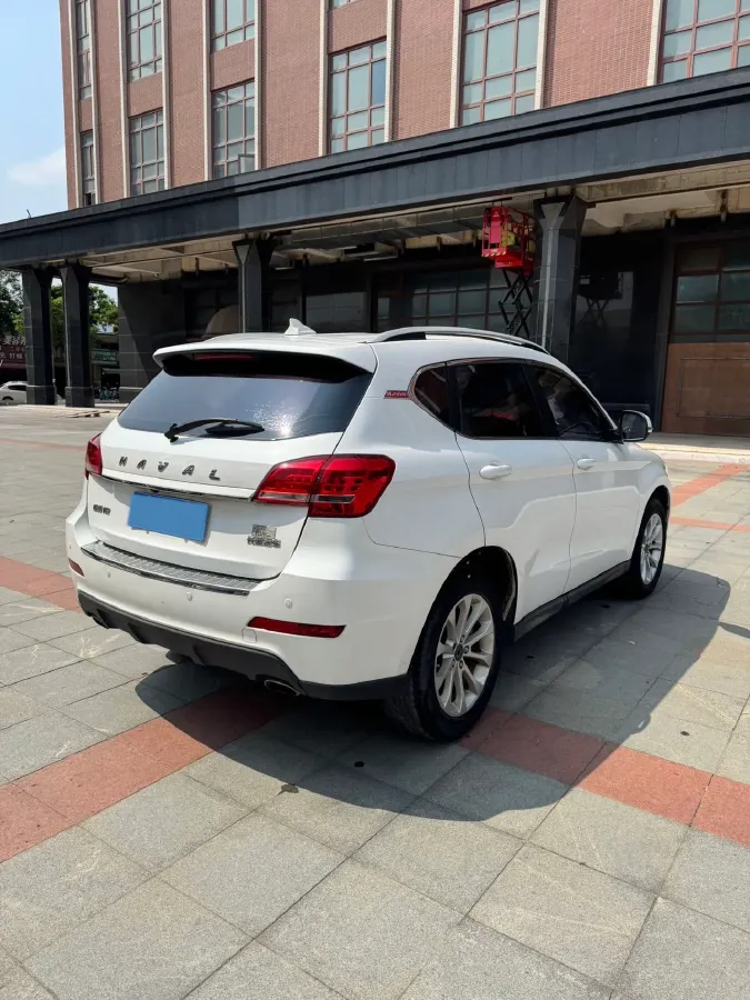 2018 Haval H2 1.5T 150HP L4 6MT,autocango,china used car exporter,china ev exporter,chinese used car exporter,chinese used ev exporter