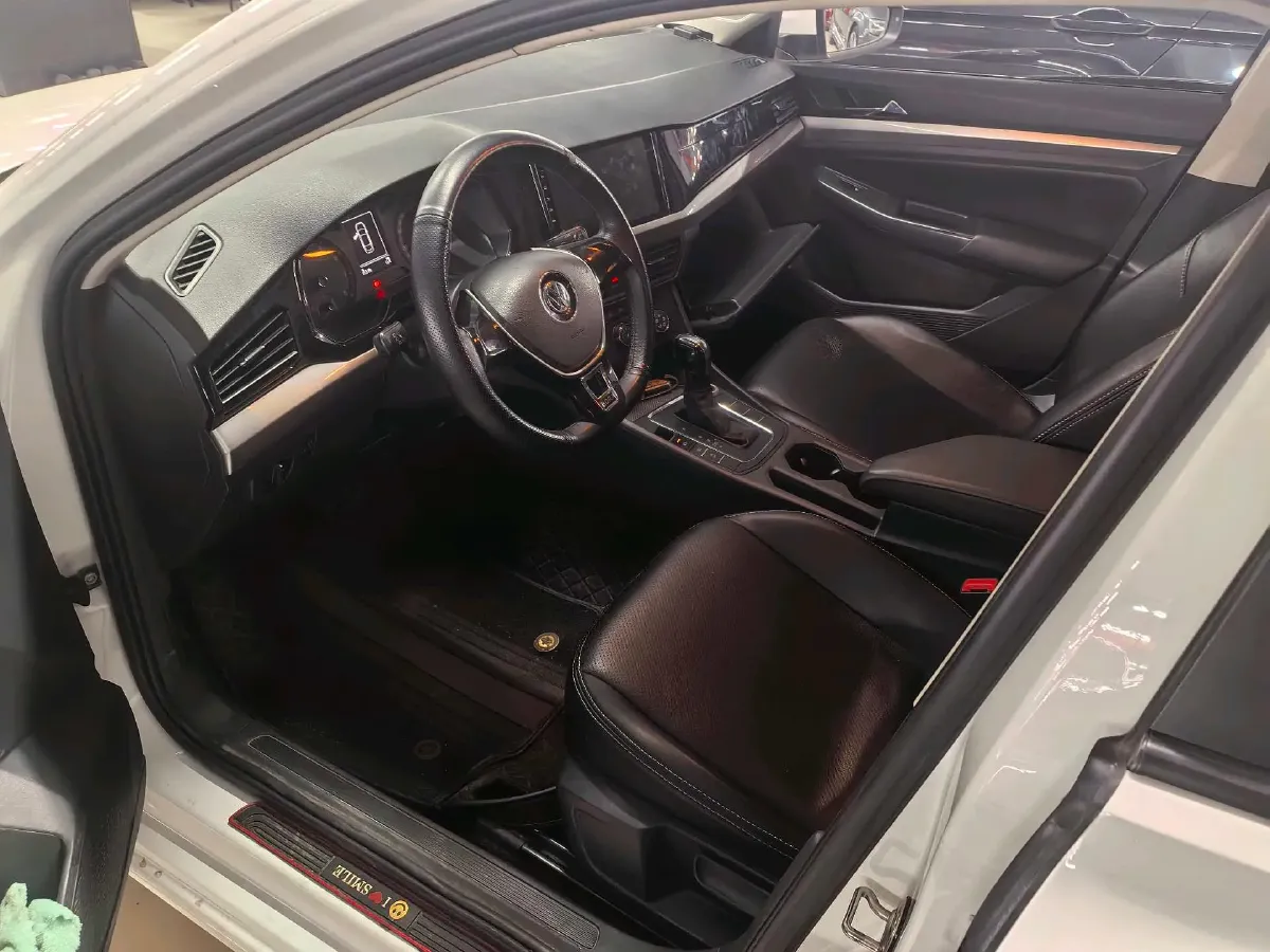 2020 Volkswagen Bora 1.5L 113HP L4 6AT,autocango,china used car exporter,china ev exporter,chinese used car exporter,chinese used ev exporter