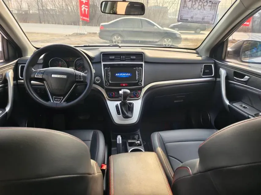 2019 Haval M6 1.5T 150HP L4 7DCT,autocango,china used car exporter,china ev exporter,chinese used car exporter,chinese used ev exporter