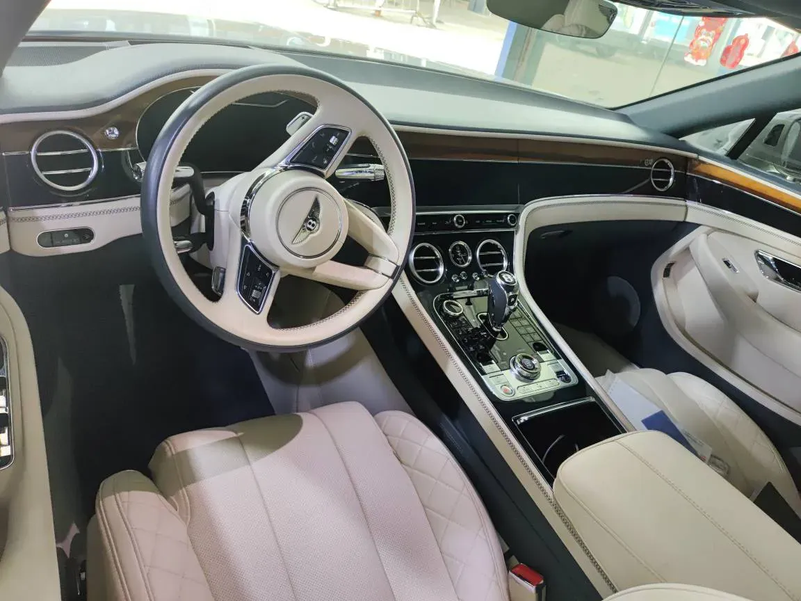 2020 Bentley Continental 4.0T 549HP V8 8DCT,autocango,china used car exporter,china ev exporter,chinese used car exporter,chinese used ev exporter