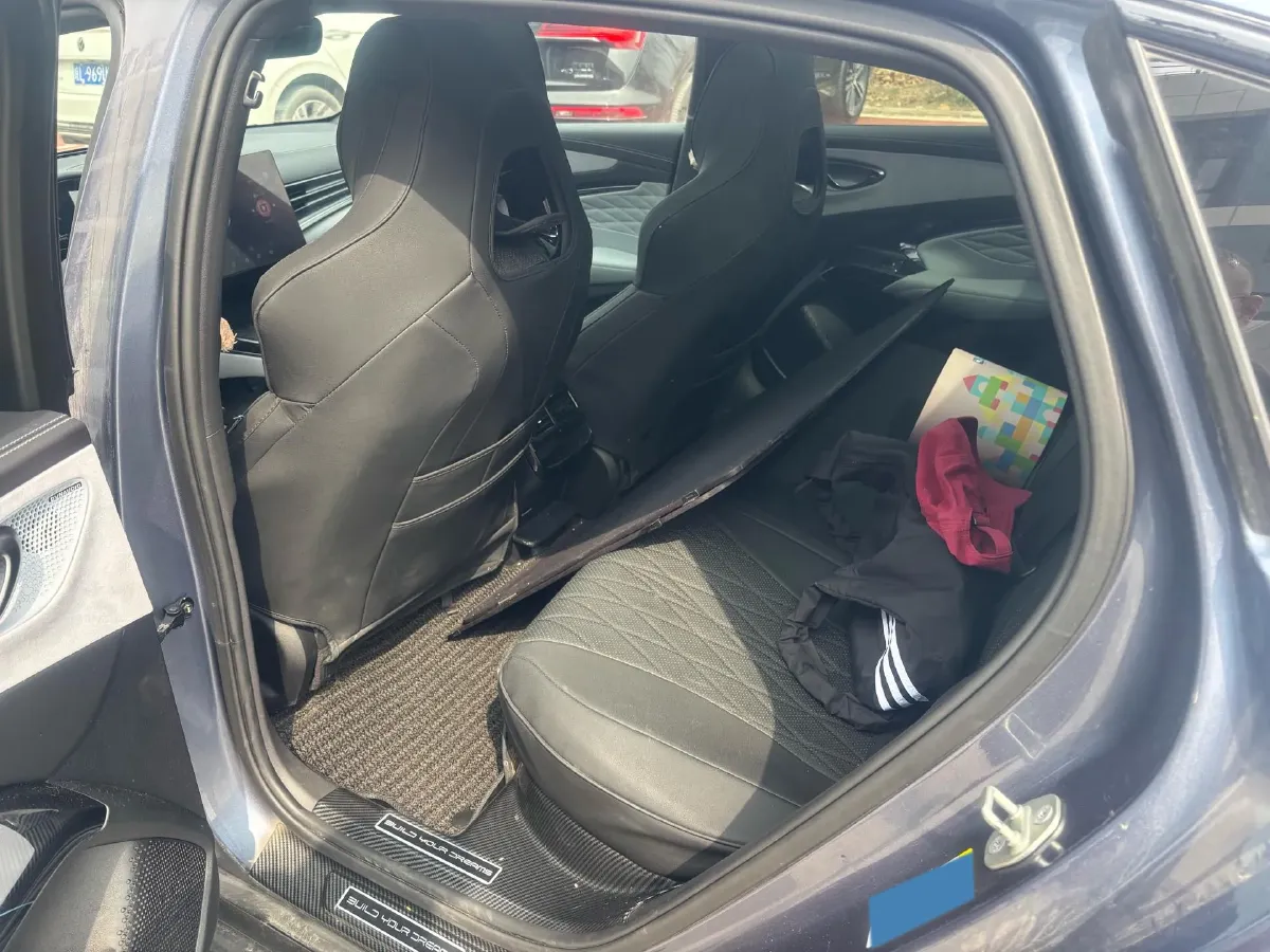 2022 AITO AITO M5 Range Extended 125HP REEV 40KWH,autocango,china used car exporter,china ev exporter,chinese used car exporter,chinese used ev exporter