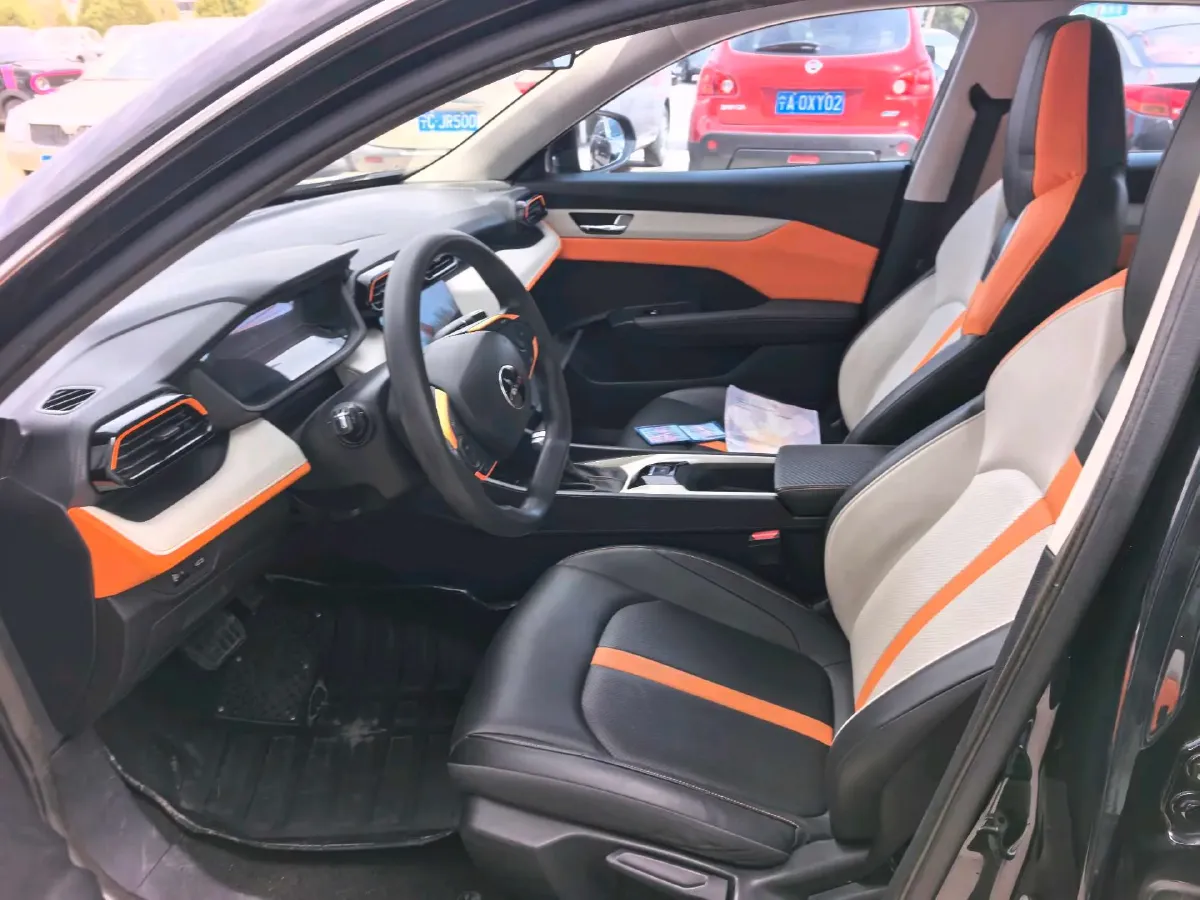 2023 DongFeng Aeolus YiXuan 1.5L 125HP L4 6DCT,autocango,china used car exporter,china ev exporter,chinese used car exporter,chinese used ev exporter