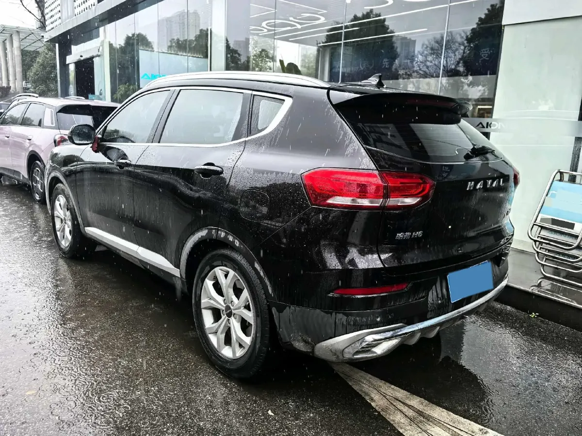2021 Haval H6 1.5T 150HP L4 7DCT,autocango,china used car exporter,china ev exporter,chinese used car exporter,chinese used ev exporter