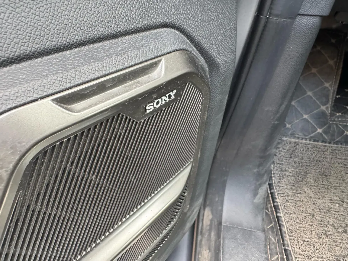 2023 Jetour Traveller 2.0T 254HP L4 7DCT,autocango,china used car exporter,china ev exporter,chinese used car exporter,chinese used ev exporter