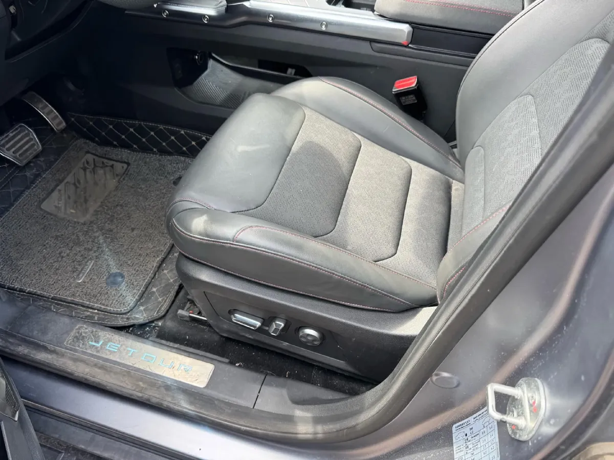 2023 Jetour Traveller 2.0T 254HP L4 7DCT,autocango,china used car exporter,china ev exporter,chinese used car exporter,chinese used ev exporter