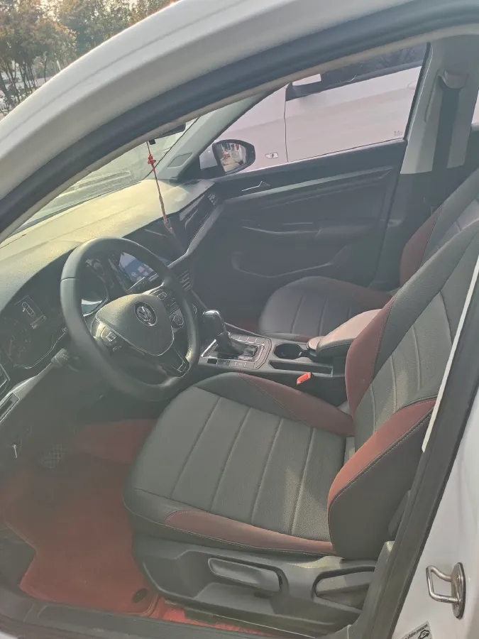 2019 Bestune T77 1.2T 143HP L4 7DCT,autocango,china used car exporter,china ev exporter,chinese used car exporter,chinese used ev exporter