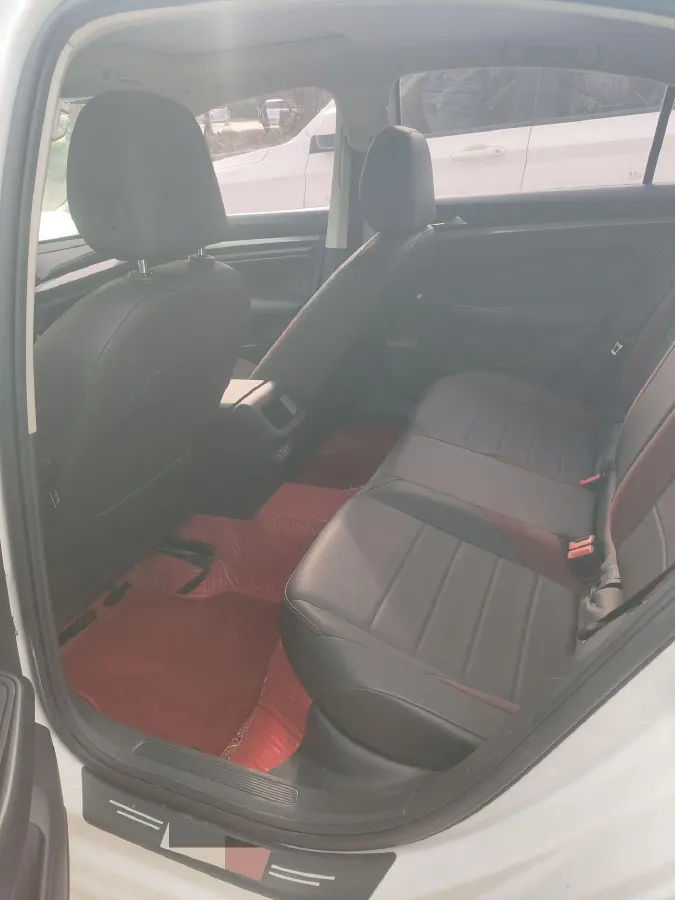 2019 Bestune T77 1.2T 143HP L4 7DCT,autocango,china used car exporter,china ev exporter,chinese used car exporter,chinese used ev exporter