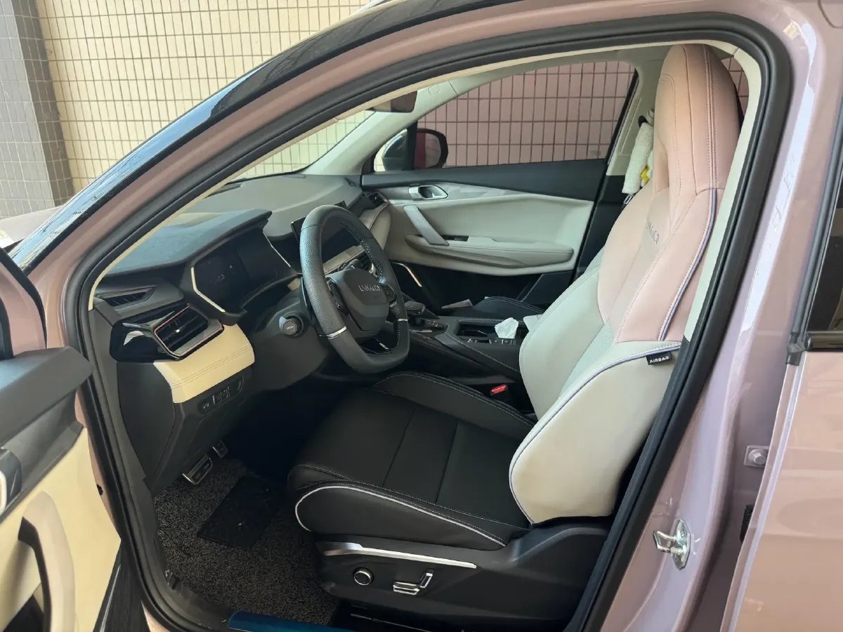 2022 LYNK&CO 02 1.5T 180HP L3 7DCT,autocango,china used car exporter,china ev exporter,chinese used car exporter,chinese used ev exporter