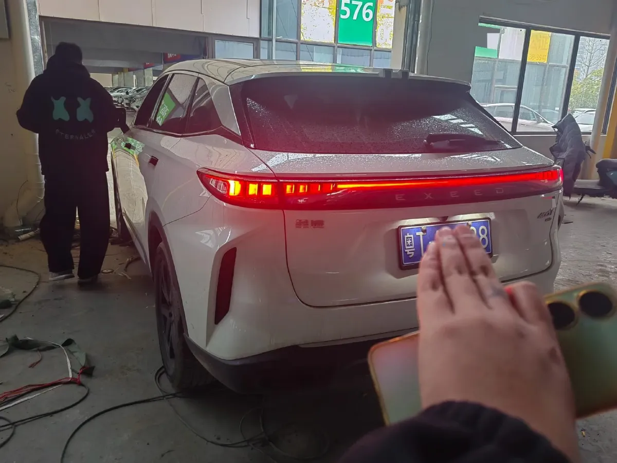 2024 Exceed TXL 2.0T 261HP L4 8AT,autocango,china used car exporter,china ev exporter,chinese used car exporter,chinese used ev exporter