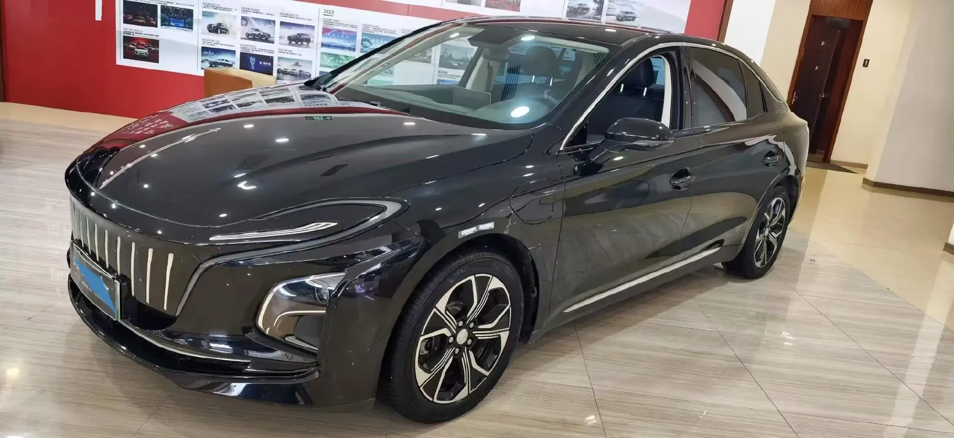 2023 HongQi E-QM5 BEV 54KWH,autocango,china used car exporter,china ev exporter,chinese used car exporter,chinese used ev exporter