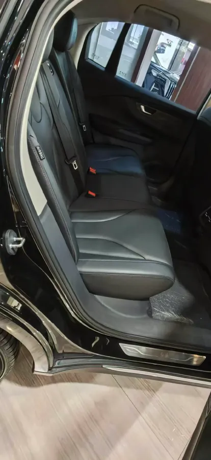 2023 HongQi E-QM5 BEV 54KWH,autocango,china used car exporter,china ev exporter,chinese used car exporter,chinese used ev exporter