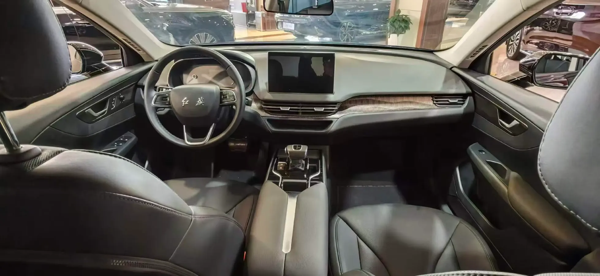 2023 HongQi E-QM5 BEV 54KWH,autocango,china used car exporter,china ev exporter,chinese used car exporter,chinese used ev exporter