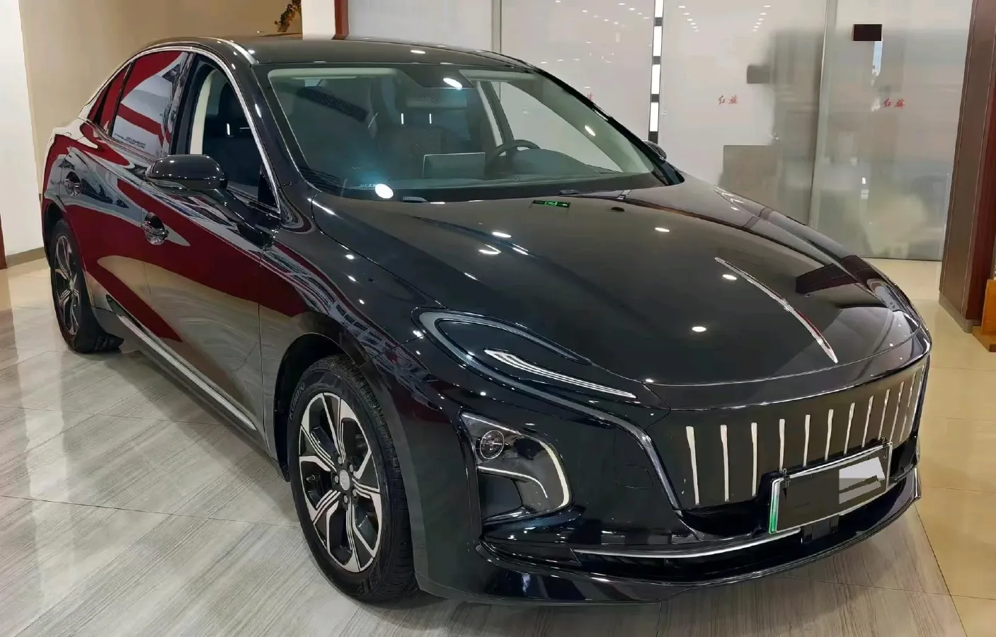 2023 HongQi E-QM5 BEV 54KWH,autocango,china used car exporter,china ev exporter,chinese used car exporter,chinese used ev exporter