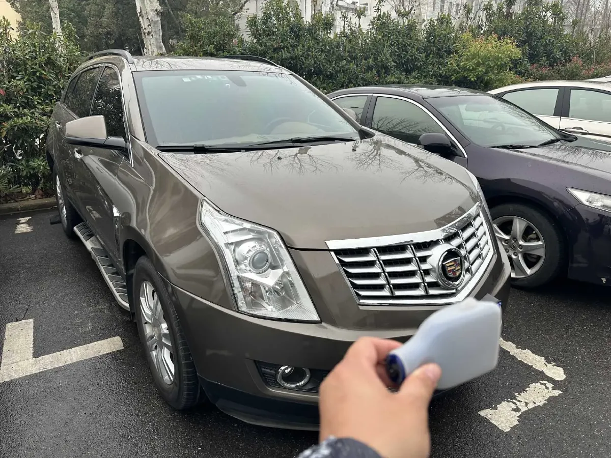 2015 Cadillac SRX 3.0L 271HP V6 6AT,autocango,china used car exporter,china ev exporter,chinese used car exporter,chinese used ev exporter