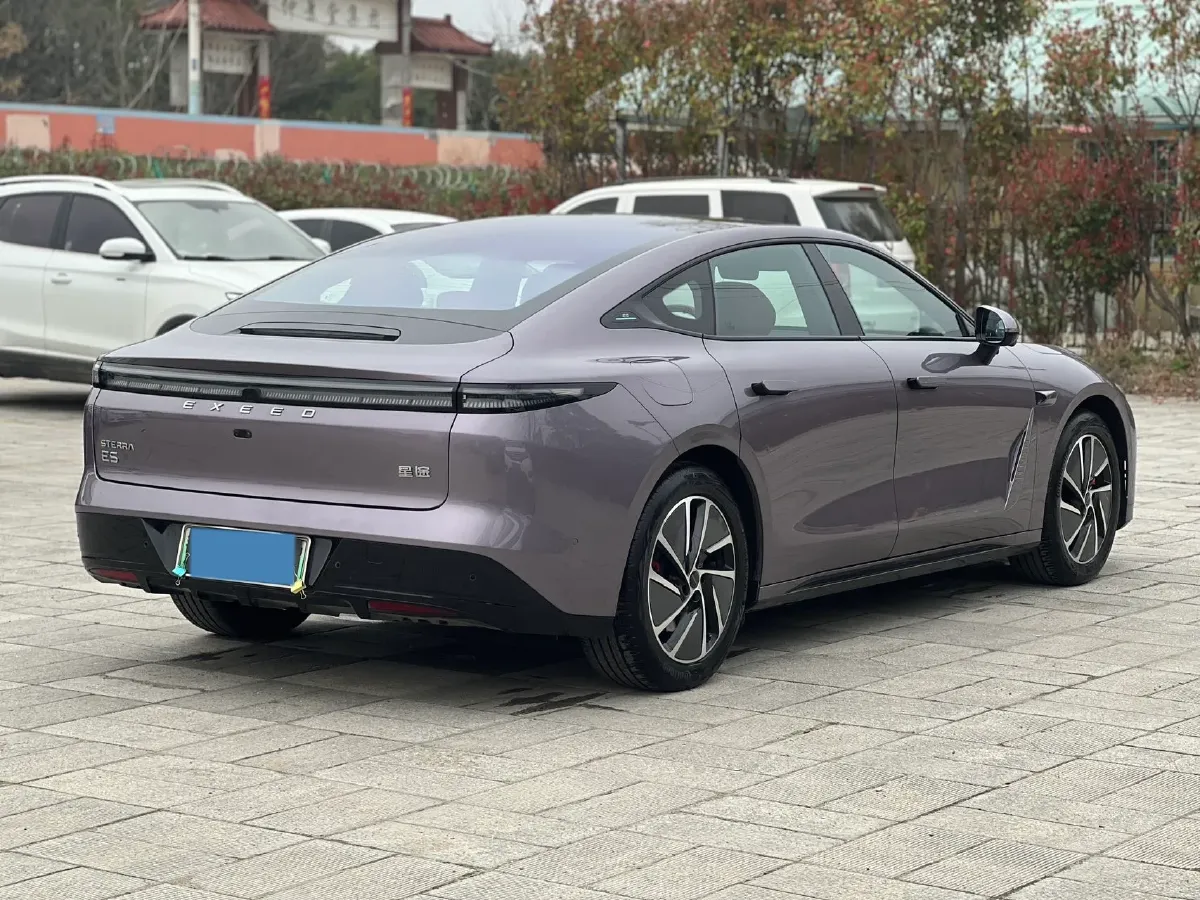 2025 Exceed Sterra ES REEV 156HP REEV 34.7KWH,autocango,china used car exporter,china ev exporter,chinese used car exporter,chinese used ev exporter