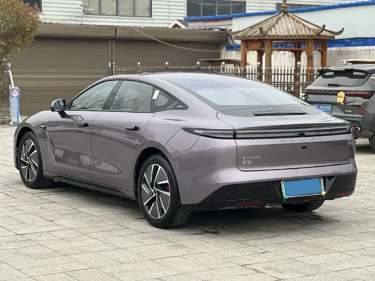 2025 Exceed Sterra ES REEV 156HP REEV 34.7KWH,autocango,china used car exporter,china ev exporter,chinese used car exporter,chinese used ev exporter