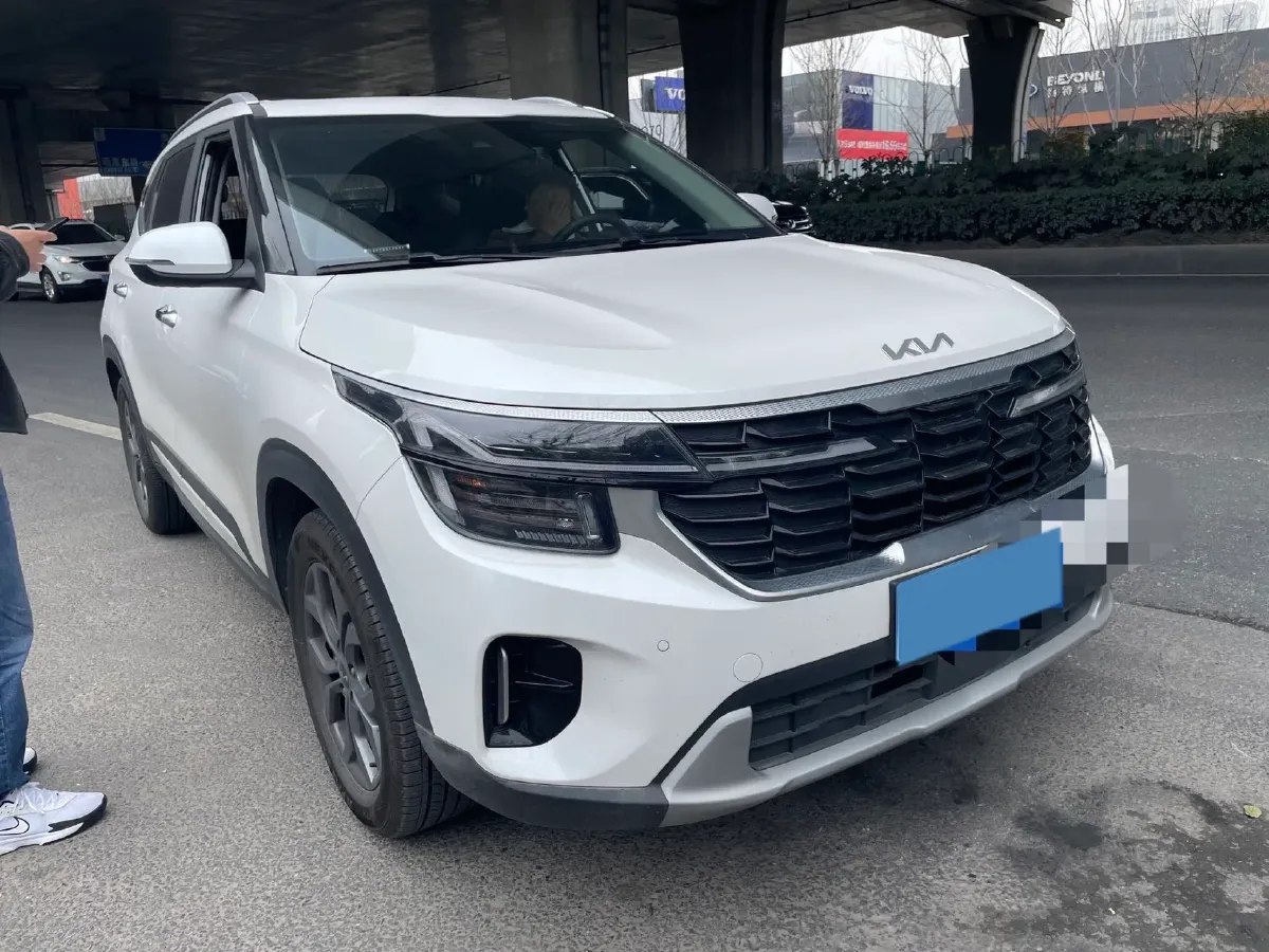 2023 Kia Seltos 1.5L 115HP L4 CVT,autocango,china used car exporter,china ev exporter,chinese used car exporter,chinese used ev exporter
