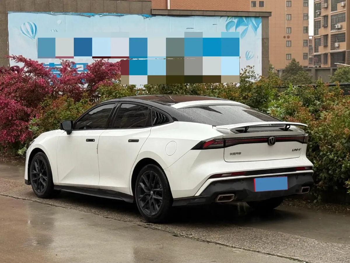 2024 ChangAn UNI-V 1.5T 188HP L4 7DCT,autocango,china used car exporter,china ev exporter,chinese used car exporter,chinese used ev exporter