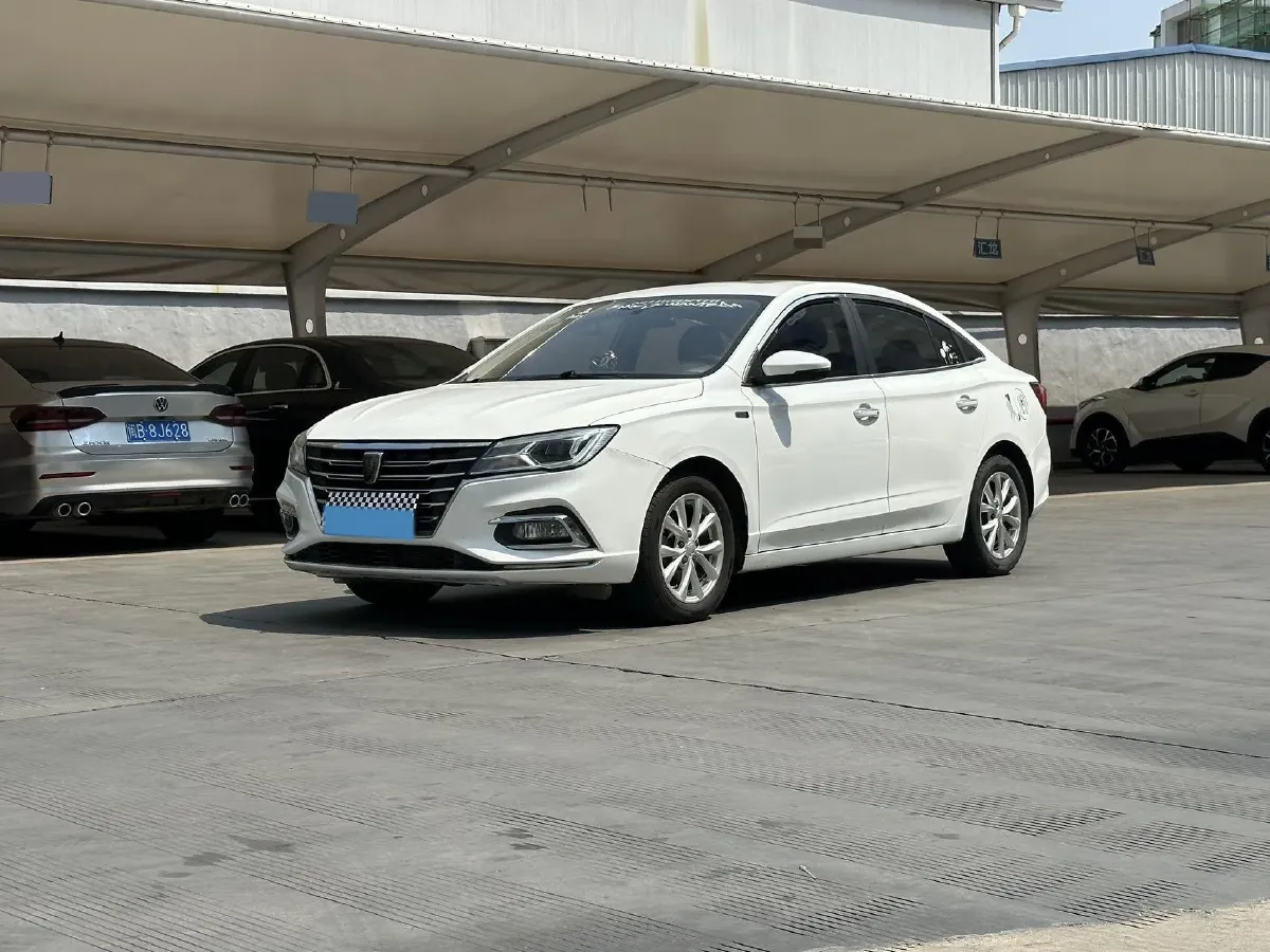 2020 Roewe i5 1.5L 120HP L4 CVT,autocango,china used car exporter,china ev exporter,chinese used car exporter,chinese used ev exporter