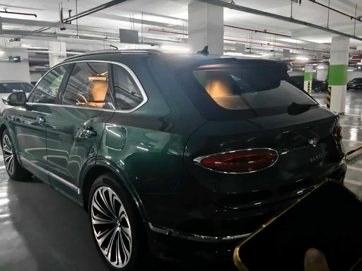 2021 Bentley Bentayga 3.0T 340HP V6 8AT PHEV 17.3KWH,autocango,china used car exporter,china ev exporter,chinese used car exporter,chinese used ev exporter