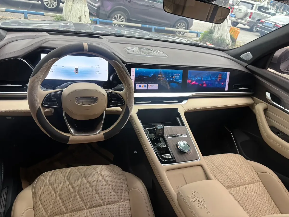 2025 Geely Monjaro 2.0T 238HP L4 8AT,autocango,china used car exporter,china ev exporter,chinese used car exporter,chinese used ev exporter