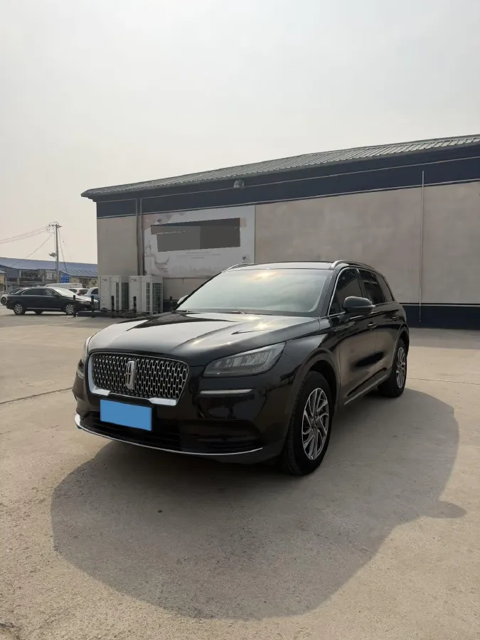 2022 Lincoln Corsair 2.0T 245HP L4 8AT,autocango,china used car exporter,china ev exporter,chinese used car exporter,chinese used ev exporter