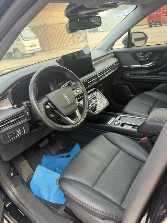 2022 Lincoln Corsair 2.0T 245HP L4 8AT,autocango,china used car exporter,china ev exporter,chinese used car exporter,chinese used ev exporter