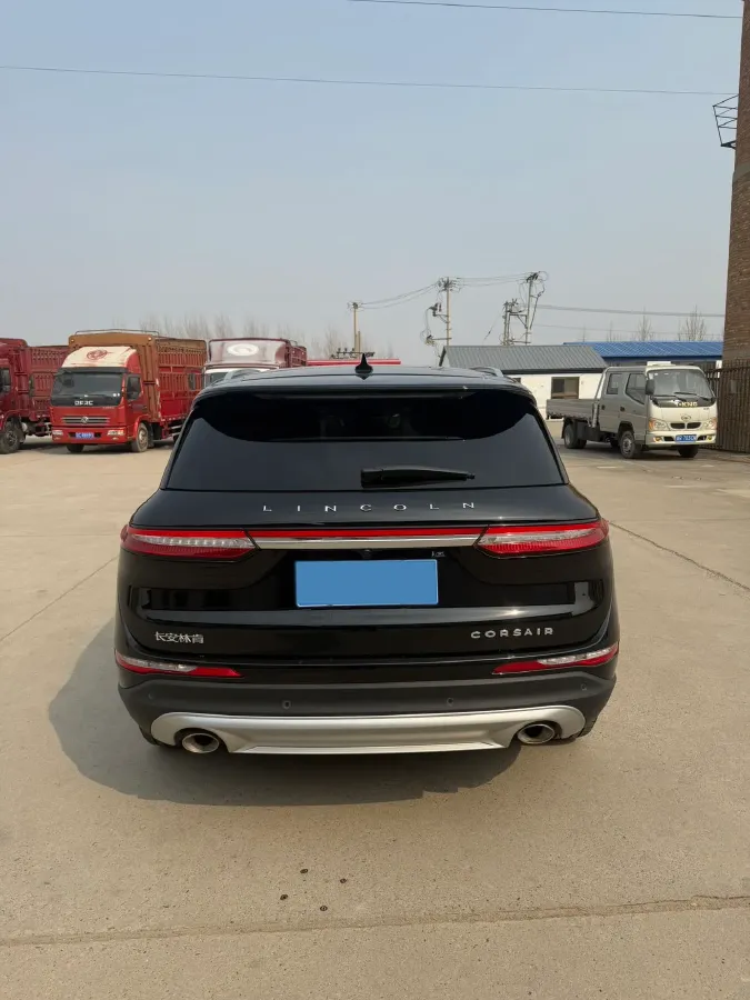 2022 Lincoln Corsair 2.0T 245HP L4 8AT,autocango,china used car exporter,china ev exporter,chinese used car exporter,chinese used ev exporter