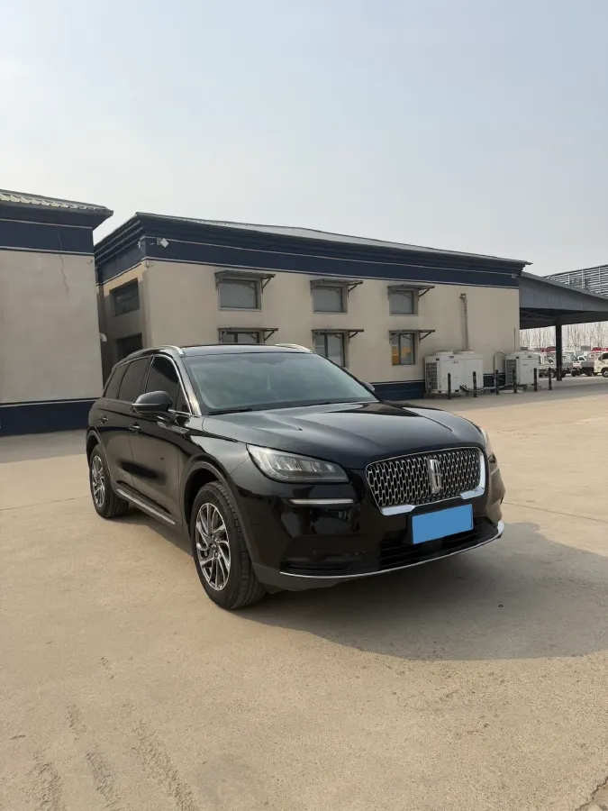 2022 Lincoln Corsair 2.0T 245HP L4 8AT,autocango,china used car exporter,china ev exporter,chinese used car exporter,chinese used ev exporter