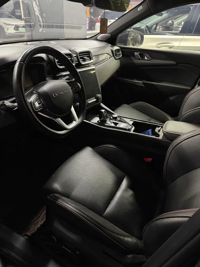 2018 Toyota C-HR 2.0L 171HP L4 CVT,autocango,china used car exporter,china ev exporter,chinese used car exporter,chinese used ev exporter