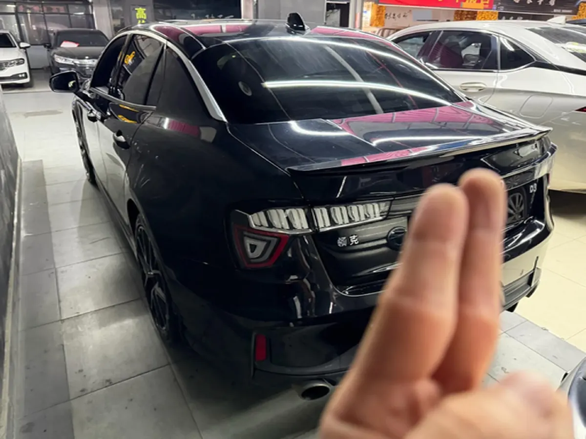 2018 Toyota C-HR 2.0L 171HP L4 CVT,autocango,china used car exporter,china ev exporter,chinese used car exporter,chinese used ev exporter