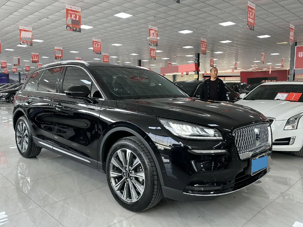 2022 Lincoln Corsair 2.0T 245HP L4 8AT,autocango,china used car exporter,china ev exporter,chinese used car exporter,chinese used ev exporter