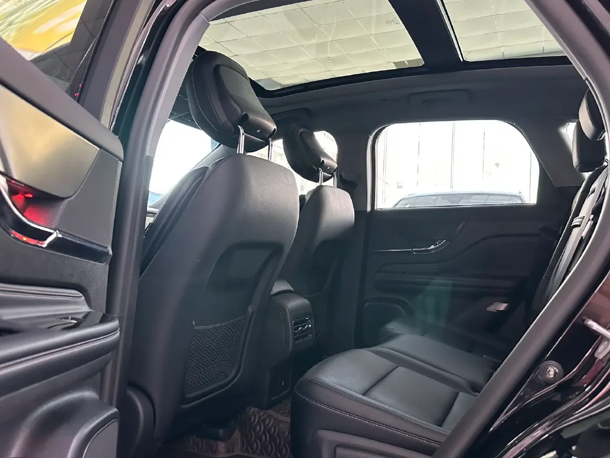 2022 Lincoln Corsair 2.0T 245HP L4 8AT,autocango,china used car exporter,china ev exporter,chinese used car exporter,chinese used ev exporter