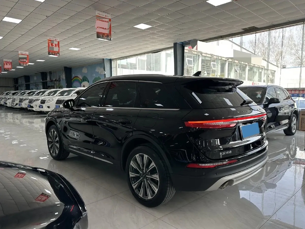 2022 Lincoln Corsair 2.0T 245HP L4 8AT,autocango,china used car exporter,china ev exporter,chinese used car exporter,chinese used ev exporter