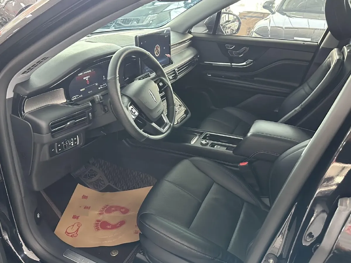 2022 Lincoln Corsair 2.0T 245HP L4 8AT,autocango,china used car exporter,china ev exporter,chinese used car exporter,chinese used ev exporter