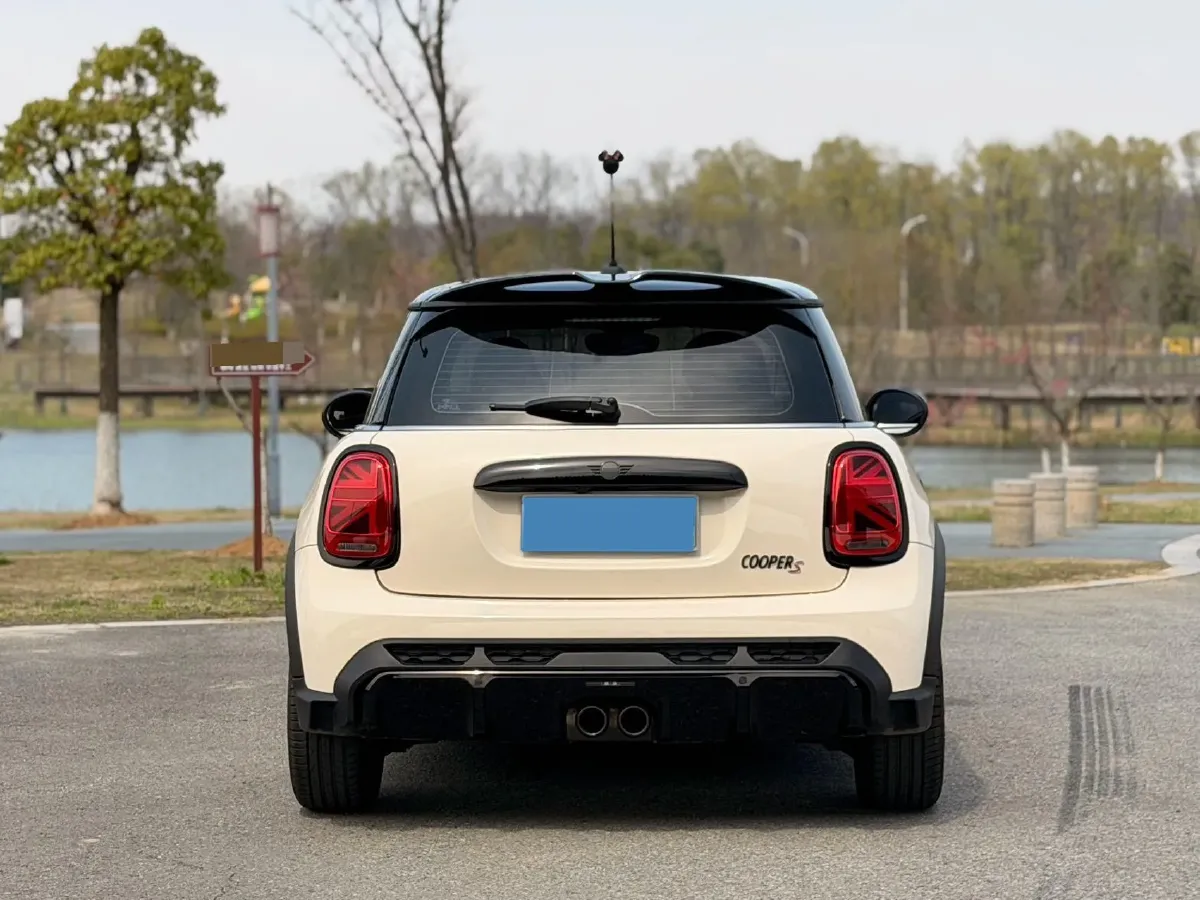 2022 MINI MINI 2.0T 192HP L4 7DCT,autocango,china used car exporter,china ev exporter,chinese used car exporter,chinese used ev exporter