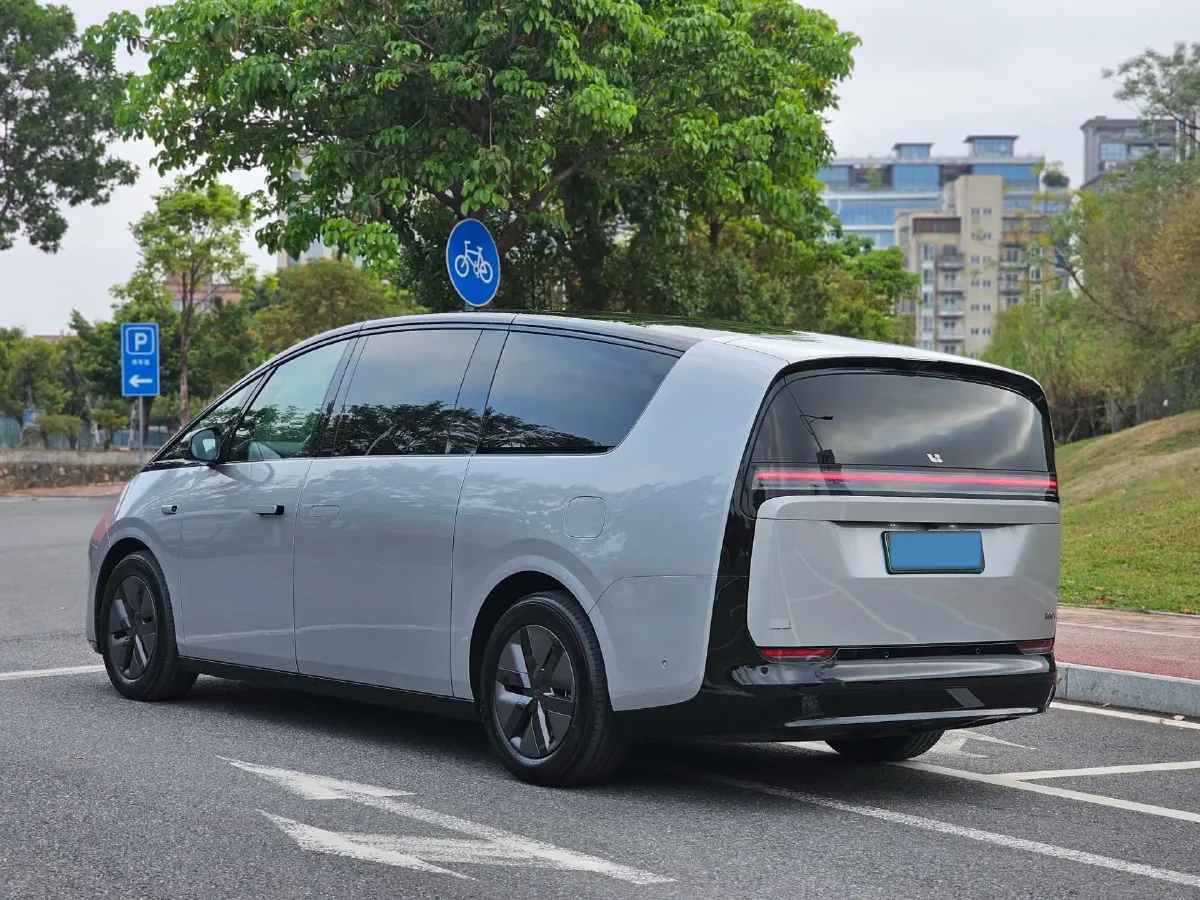 2024 Li MEGA BEV 102.7KWH,autocango,china used car exporter,china ev exporter,chinese used car exporter,chinese used ev exporter