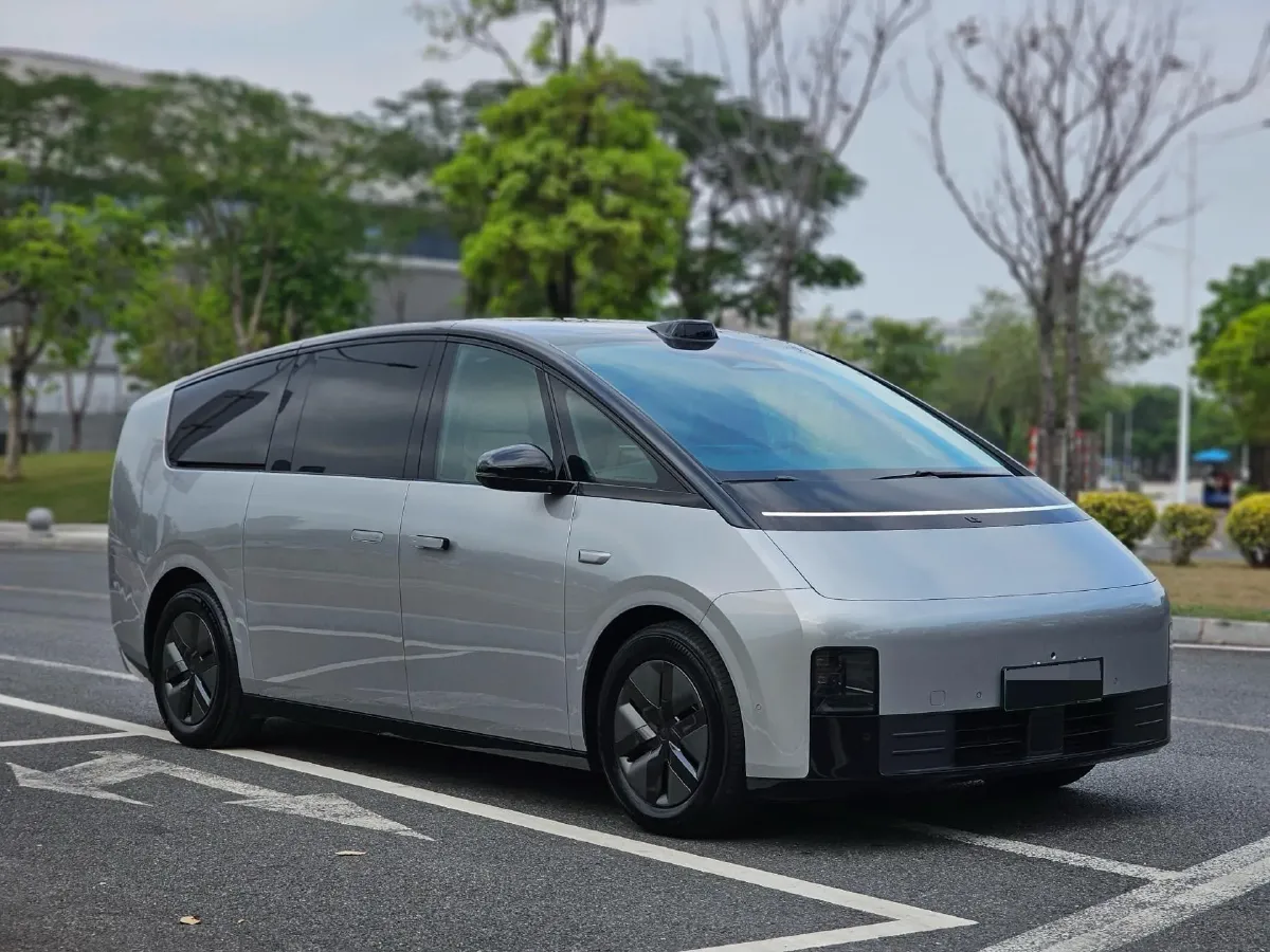 2024 Li MEGA BEV 102.7KWH,autocango,china used car exporter,china ev exporter,chinese used car exporter,chinese used ev exporter