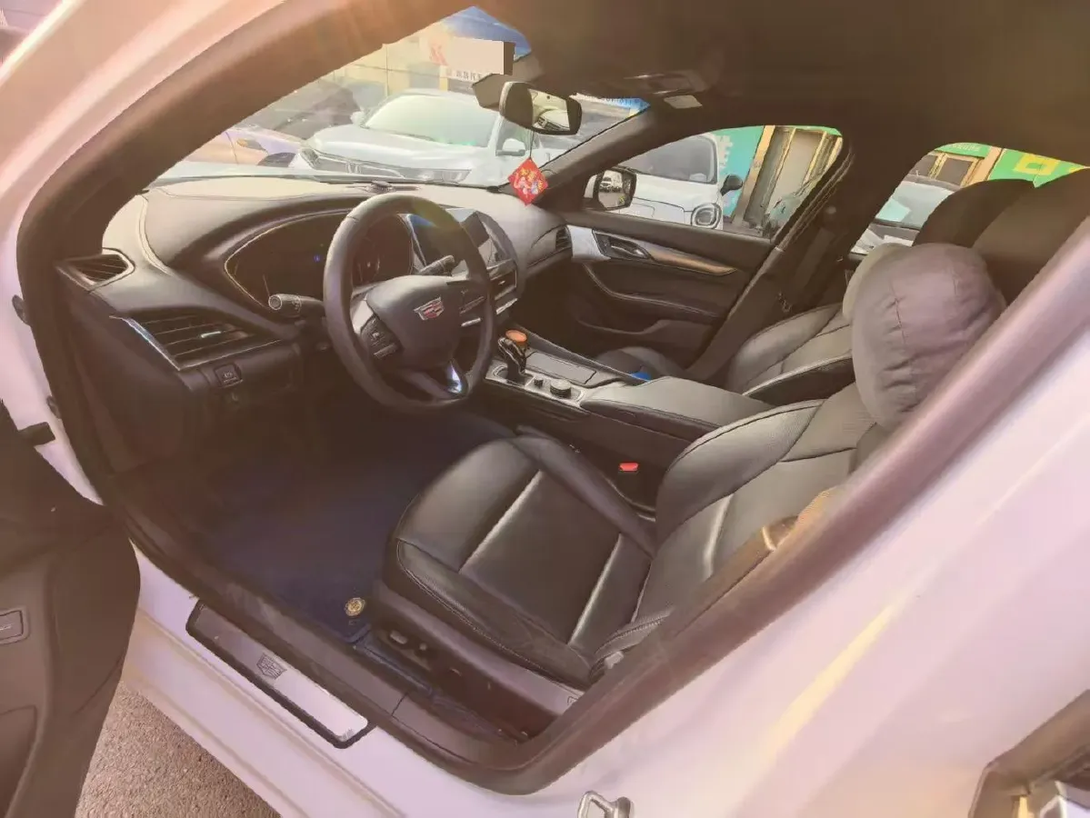 2023 Cadillac CT5 2.0T 237HP L4 10AT,autocango,china used car exporter,china ev exporter,chinese used car exporter,chinese used ev exporter