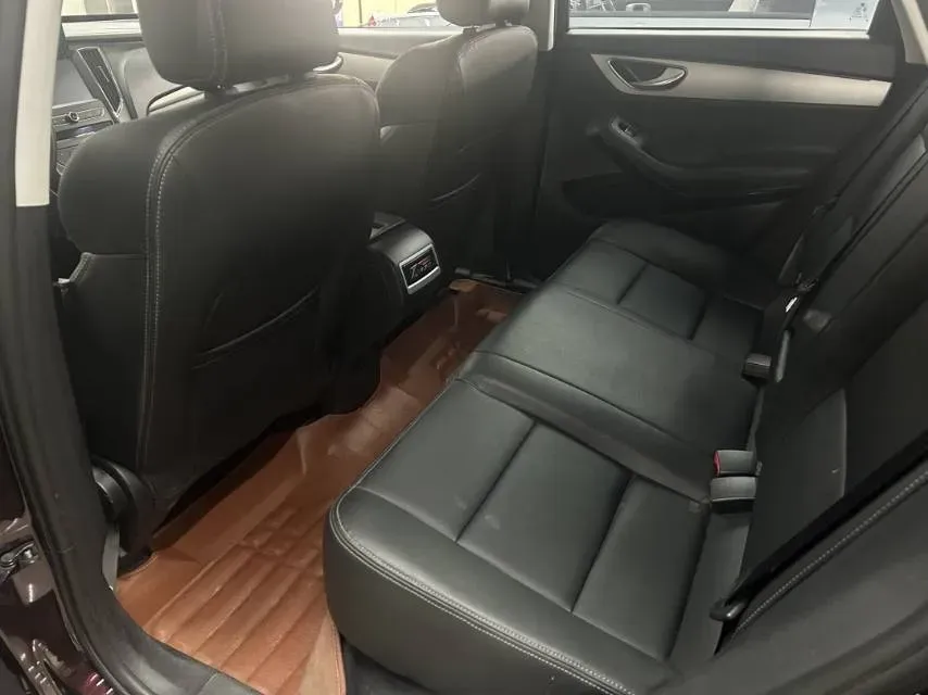 2017 Zotye SR7 1.5T 150HP L4 CVT,autocango,china used car exporter,china ev exporter,chinese used car exporter,chinese used ev exporter