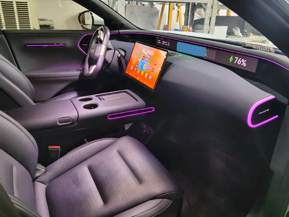 2024 Avatr 07 1.5T 156HP L4 REEV 39.05KWH,autocango,china used car exporter,china ev exporter,chinese used car exporter,chinese used ev exporter